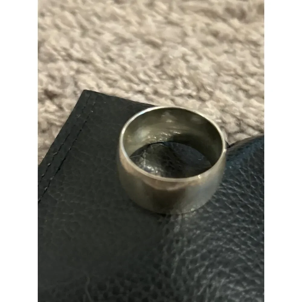 Large Silver Banded 925 Ring - mens size 11